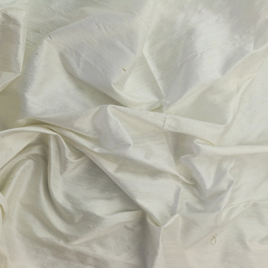 off-white-silk-dupioni-home-decor-fabric-remnants – product laid flat showing its colour and pattern
