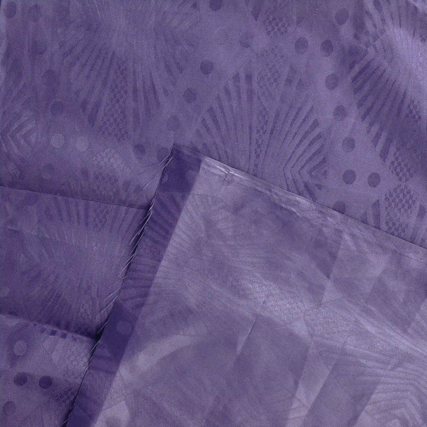 purple-patterned-polyester-fabric – edge, reverse or condition detail