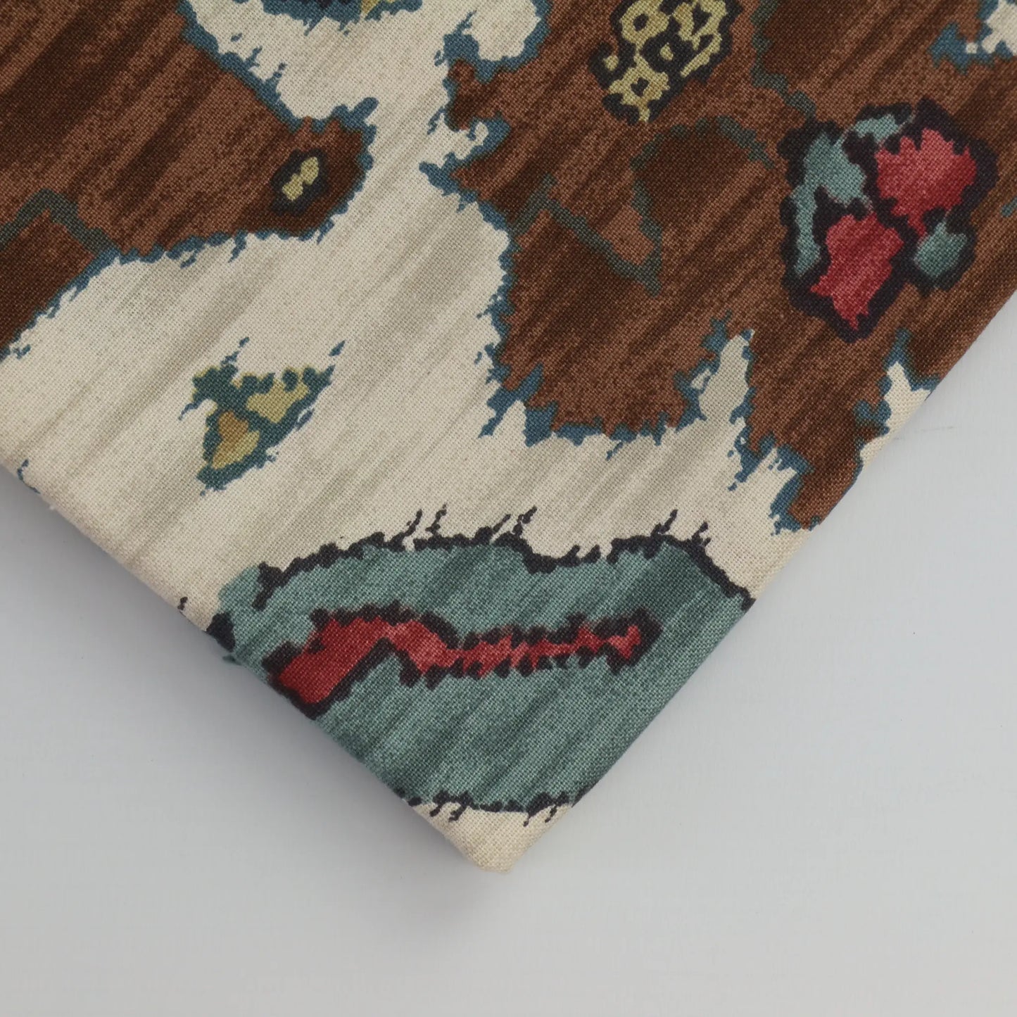 graphic-floral-home-decor-cotton-remnants – close-up showing weave and surface detail