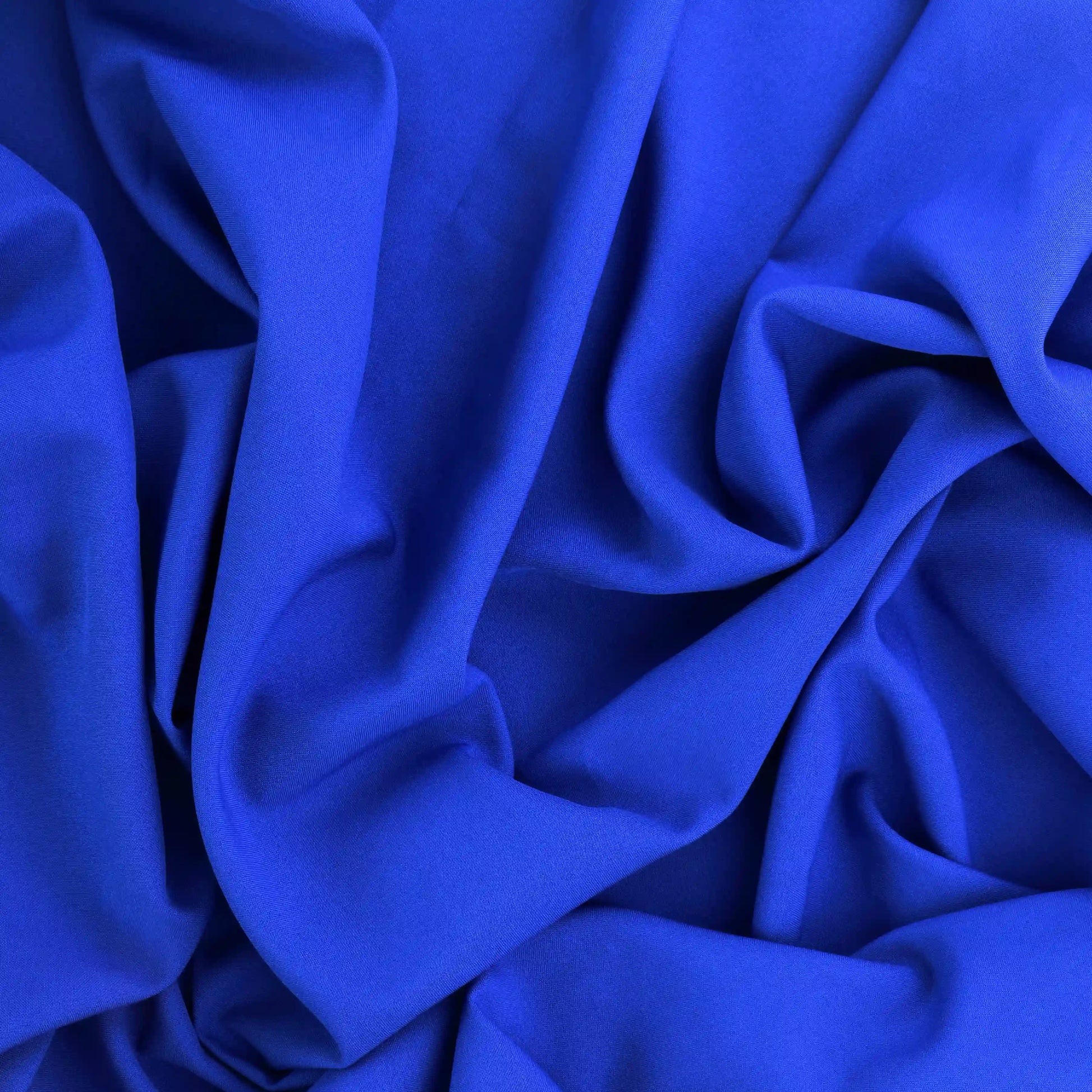 royal-blue-polyester-suiting-fabric – full product view