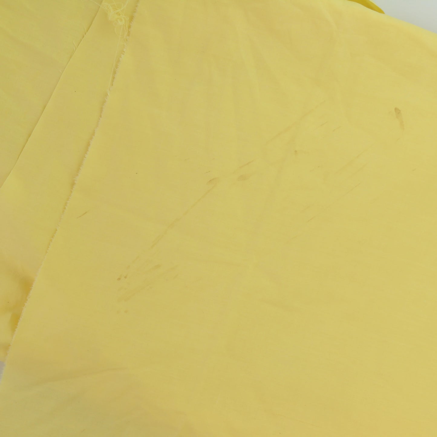 yellow-polycotton-broadcloth-fabric – full product view