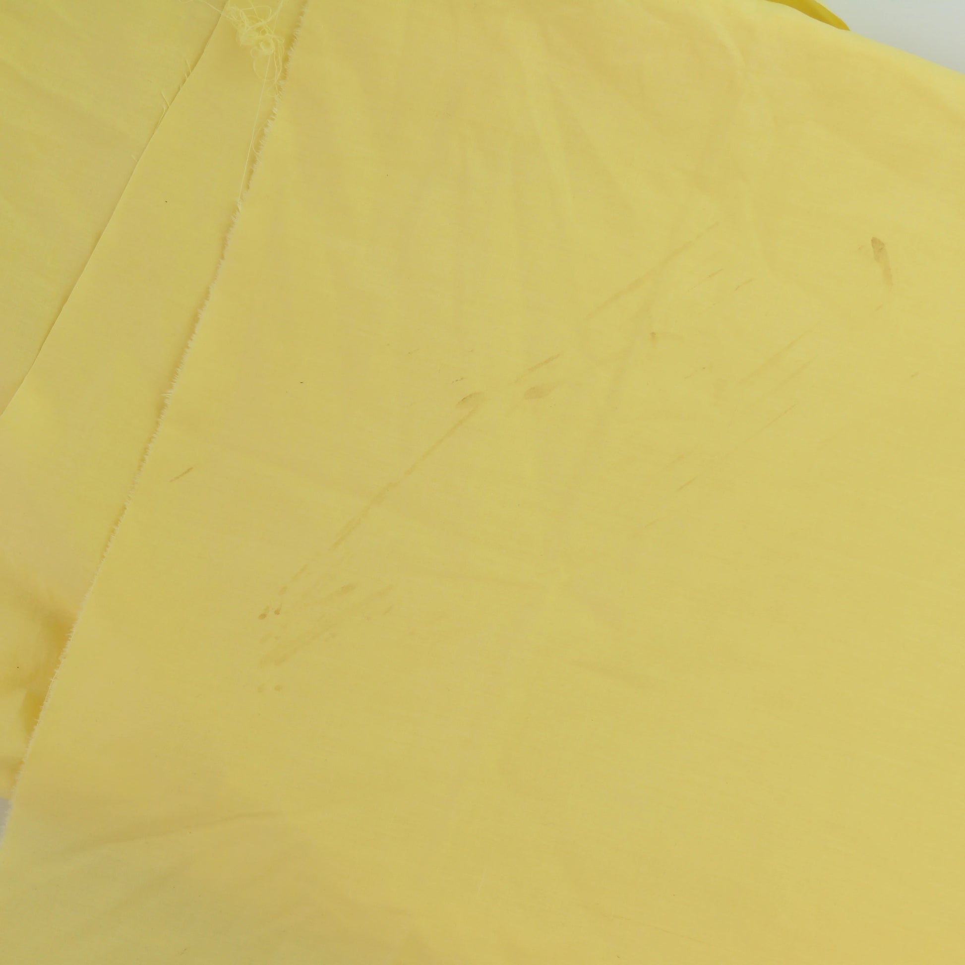 yellow-polycotton-broadcloth-fabric – full product view