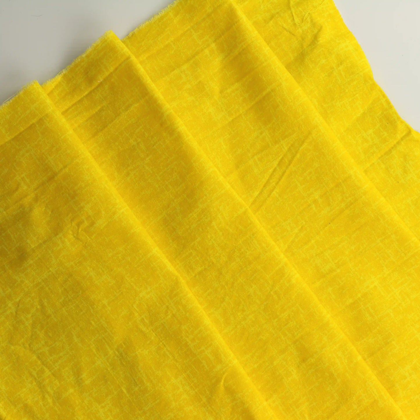 yellow-semi-solid-quilting-fabric – full product view