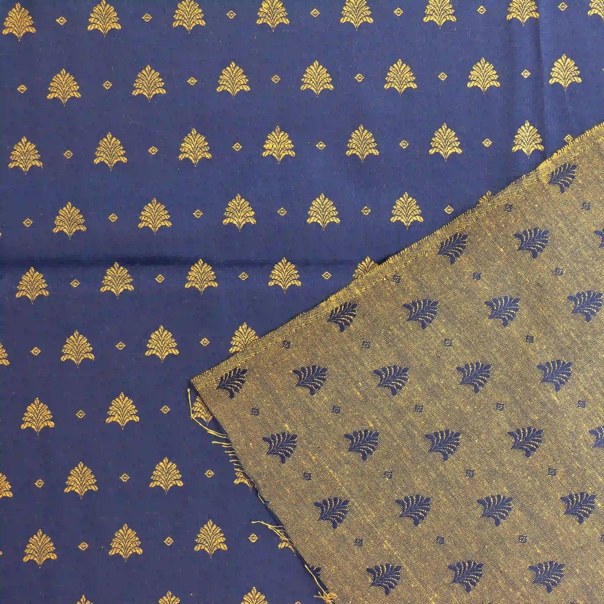 blue-&-gold-tree-print-jacquard – additional product detail