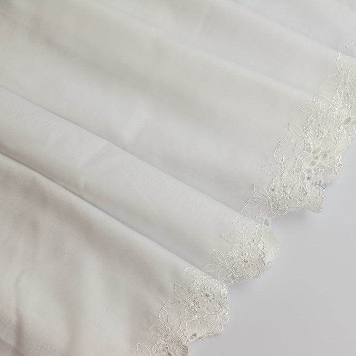 White Festoon Lace Trim 2